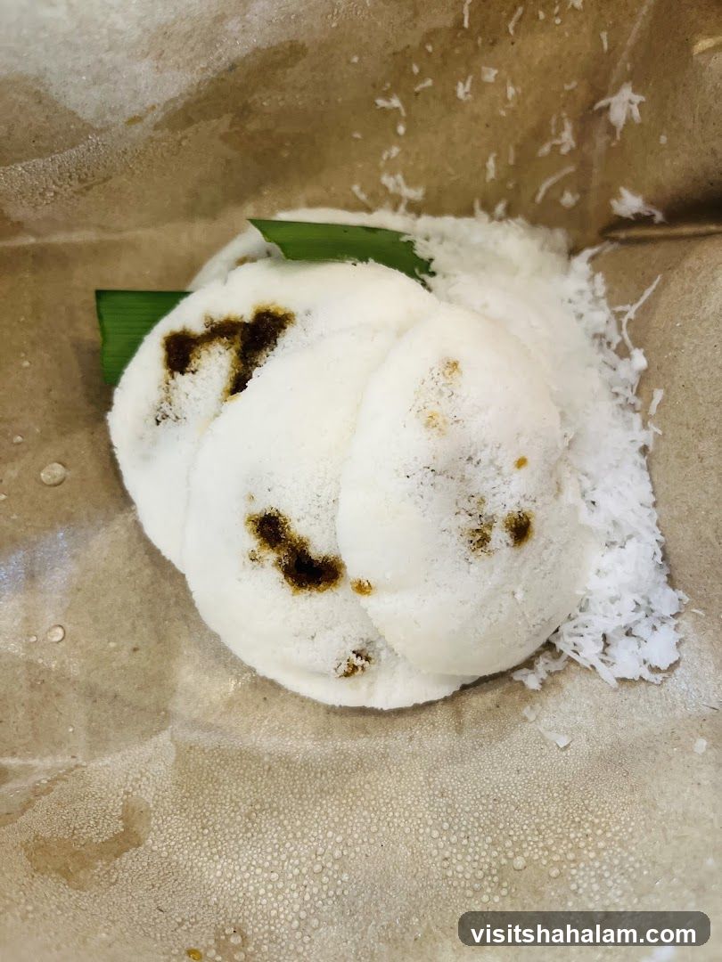 Steamed Rice Cakes with Coconut and Palm Sugar
