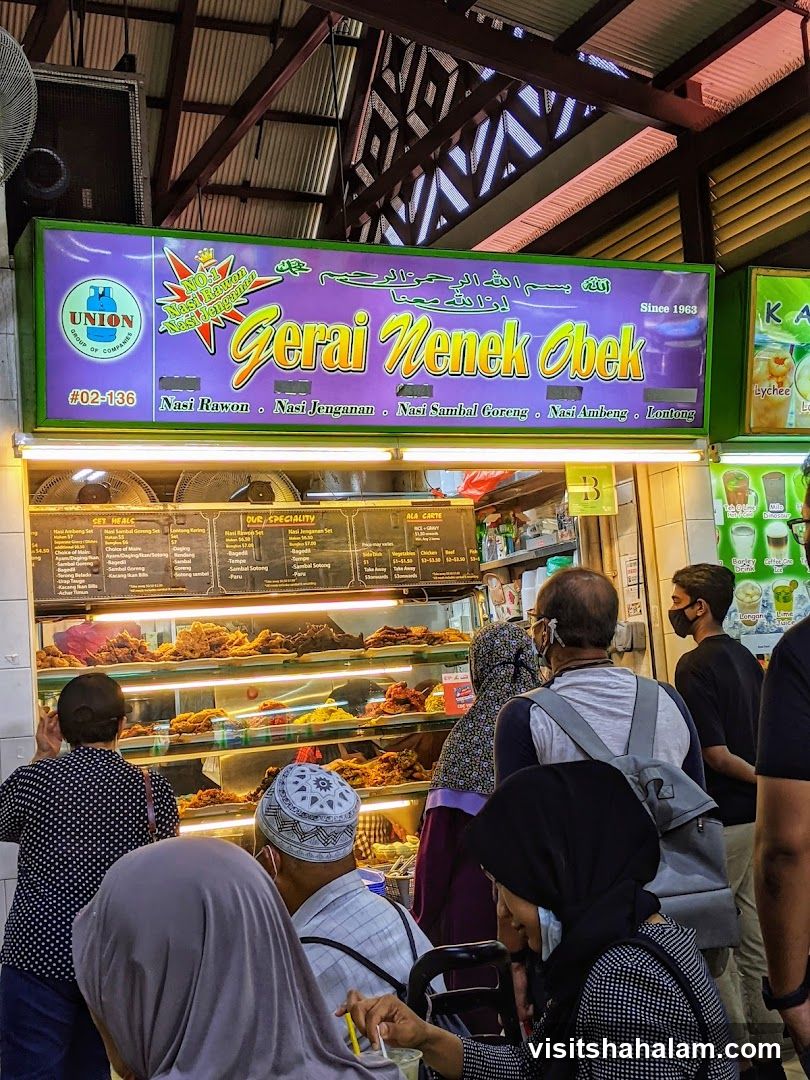 Food Stall with Fried Food Display