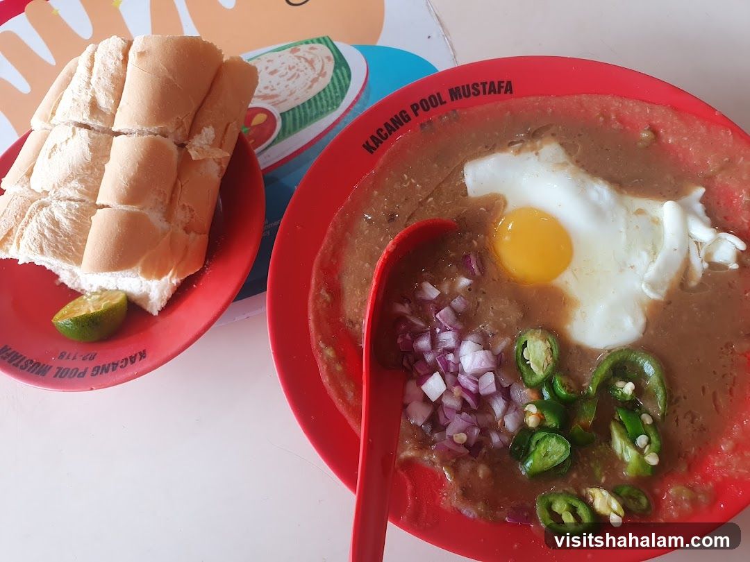 Kacang Pool with Bread and Egg