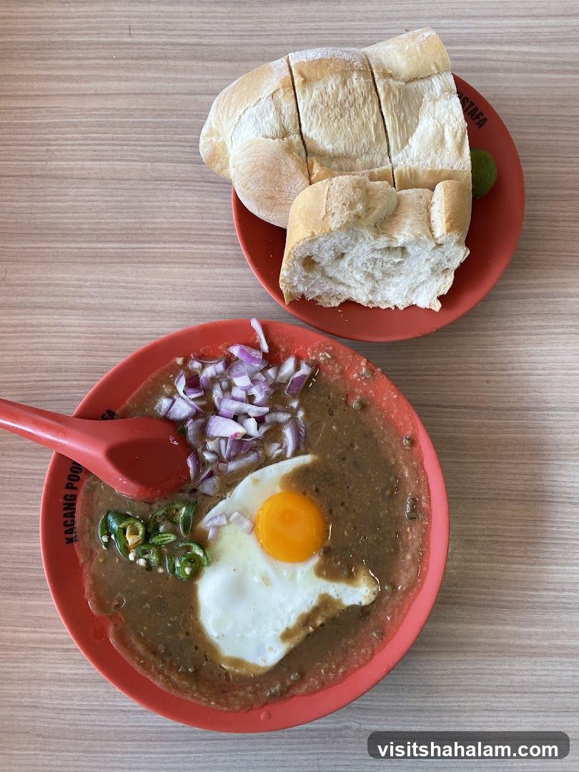 Kacang Pool with Bread