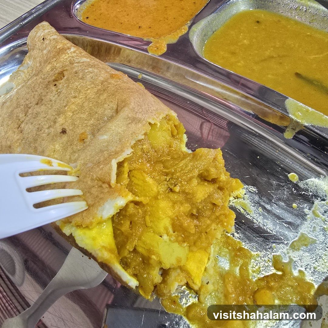 Dosa with Potato Filling and Curries