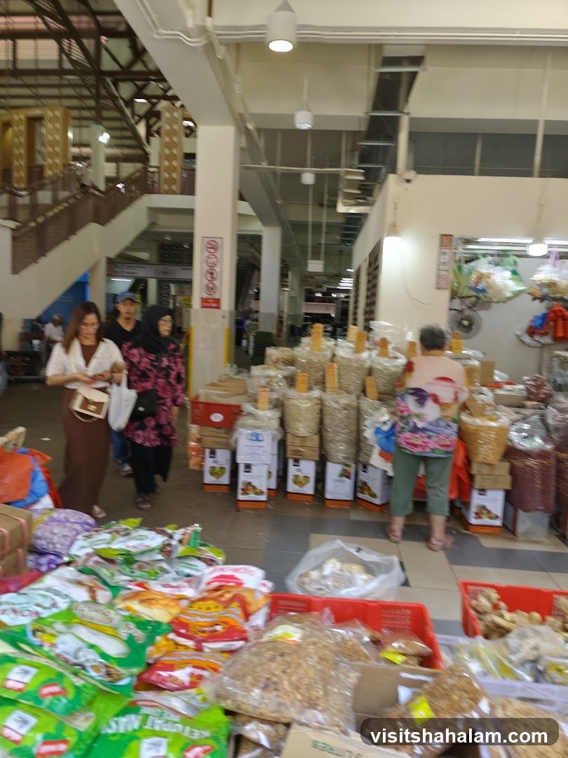 Market stalls with dried goods and produce