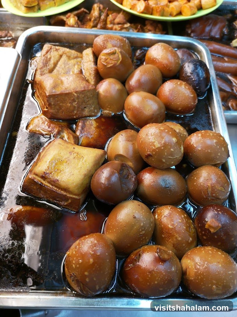 Braised Tofu and Eggs