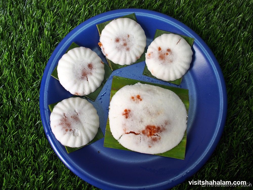Steamed Rice Cakes
