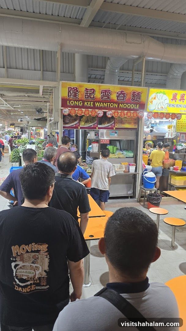 Food Stall with a Queue