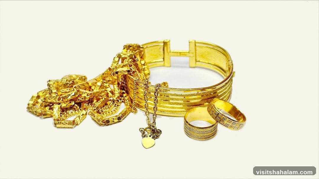 Gold Jewelry Collection