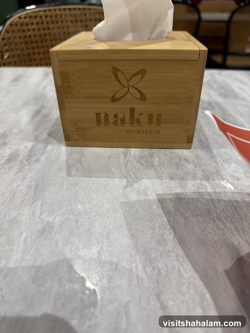 Naku by Male Tissue Box