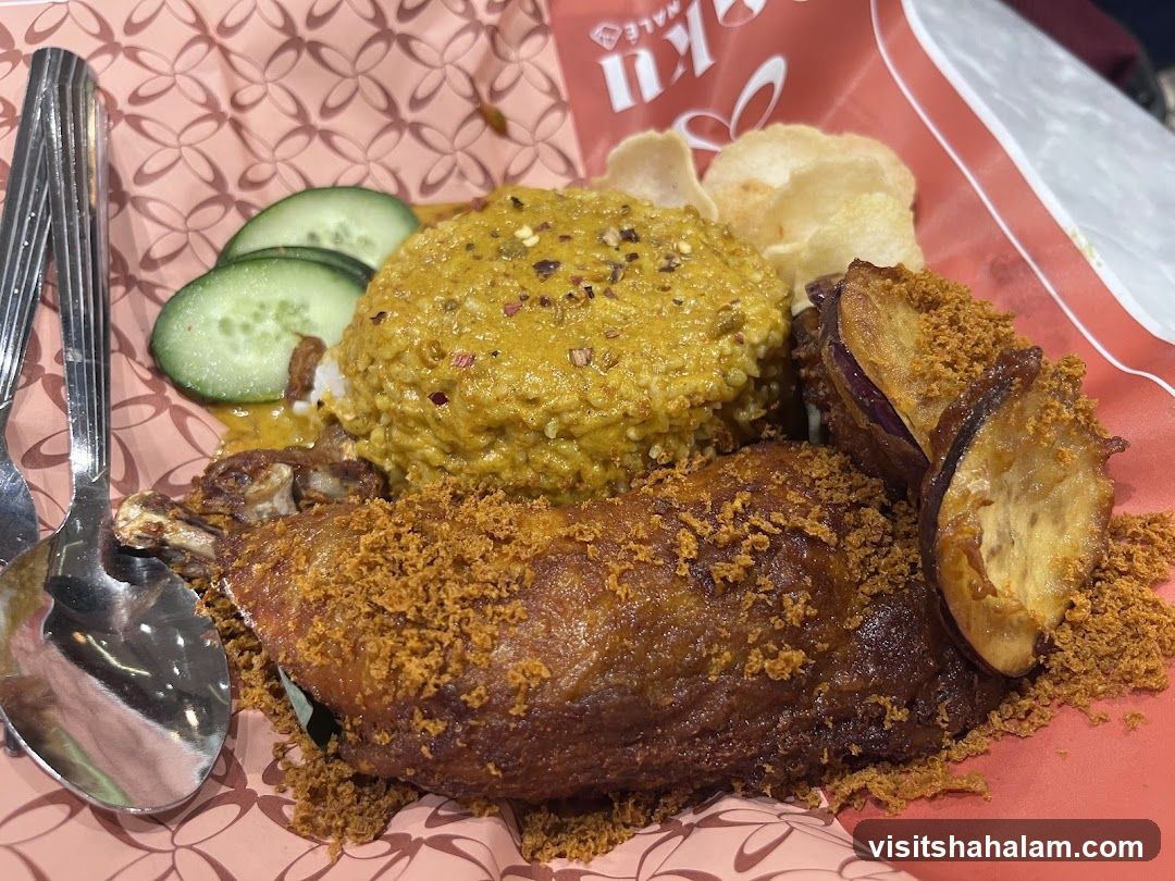 Fried Chicken with Rice and Vegetables
