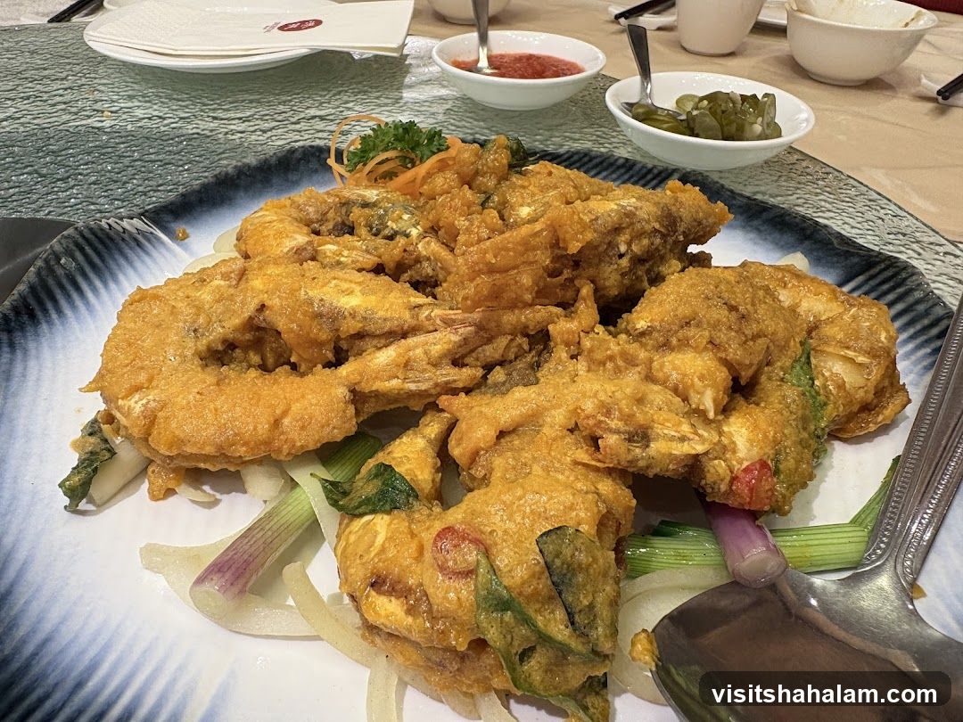 Salted Egg Yolk Prawns