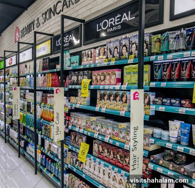 Beauty and Skincare Aisle