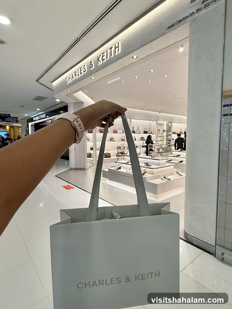 CHARLES & KEITH