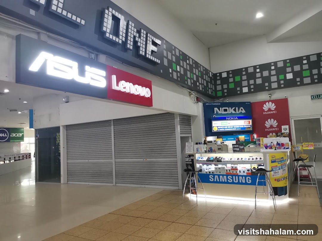 Electronics Store Display