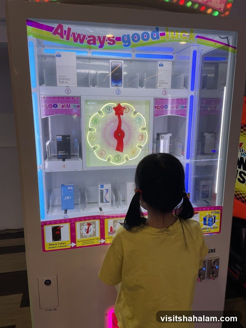Claw Machine with Electronics Prizes