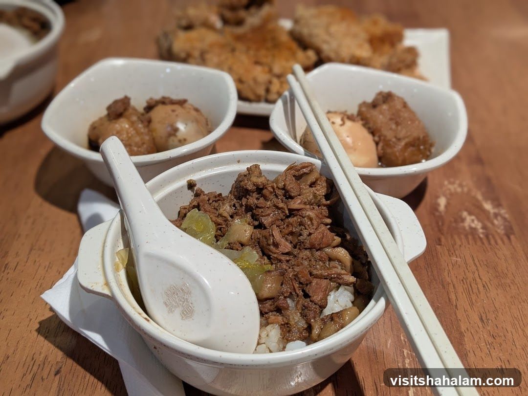 Braised Pork Rice with Side Dishes