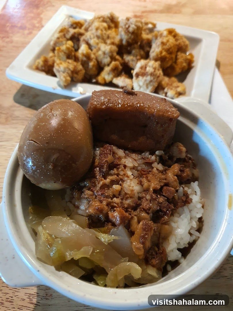 Braised Pork Rice Bowl with Side Dish