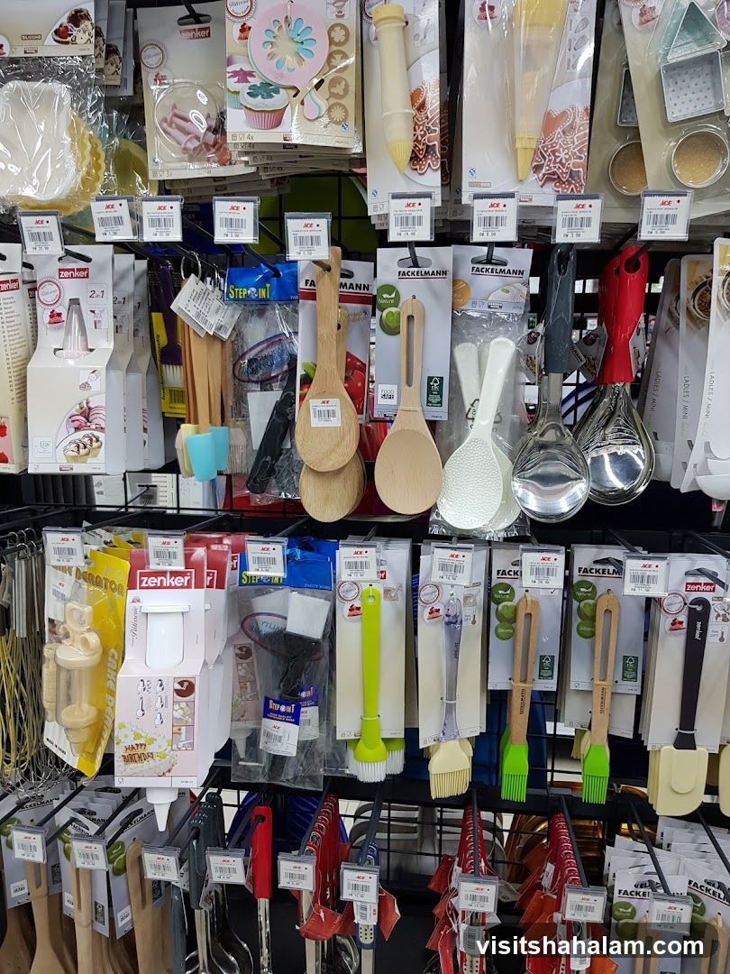 Kitchen Utensils Display