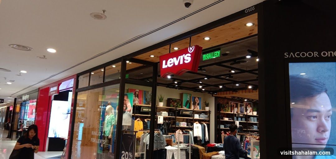 Levi's Clothing Store