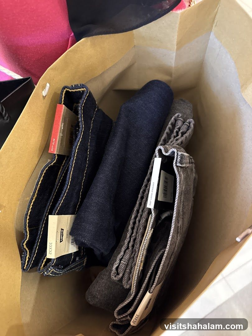 Shopping Bag with Jeans
