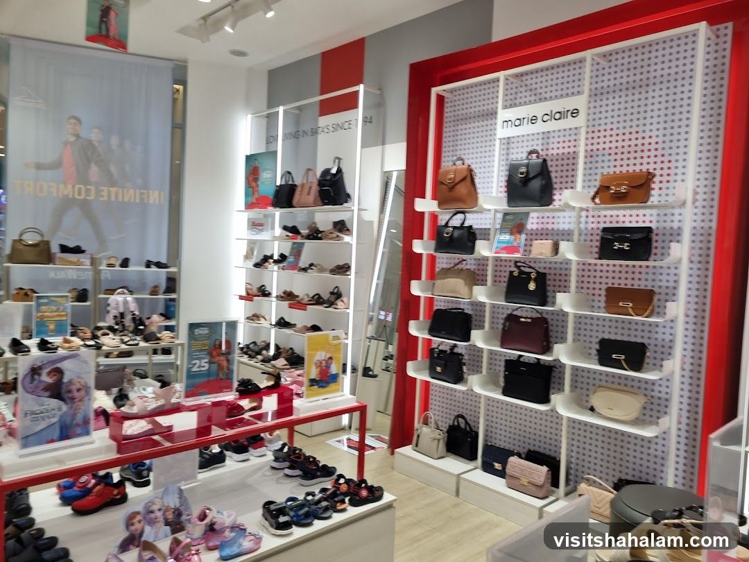 Marie Claire Handbag Display