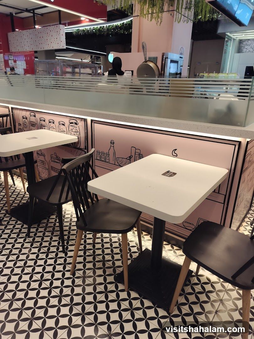 Restaurant Seating Area
