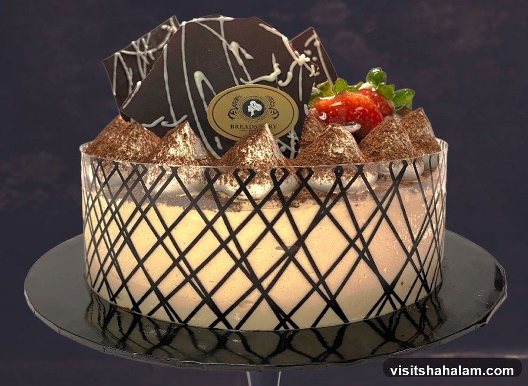 Tiramisu Cake