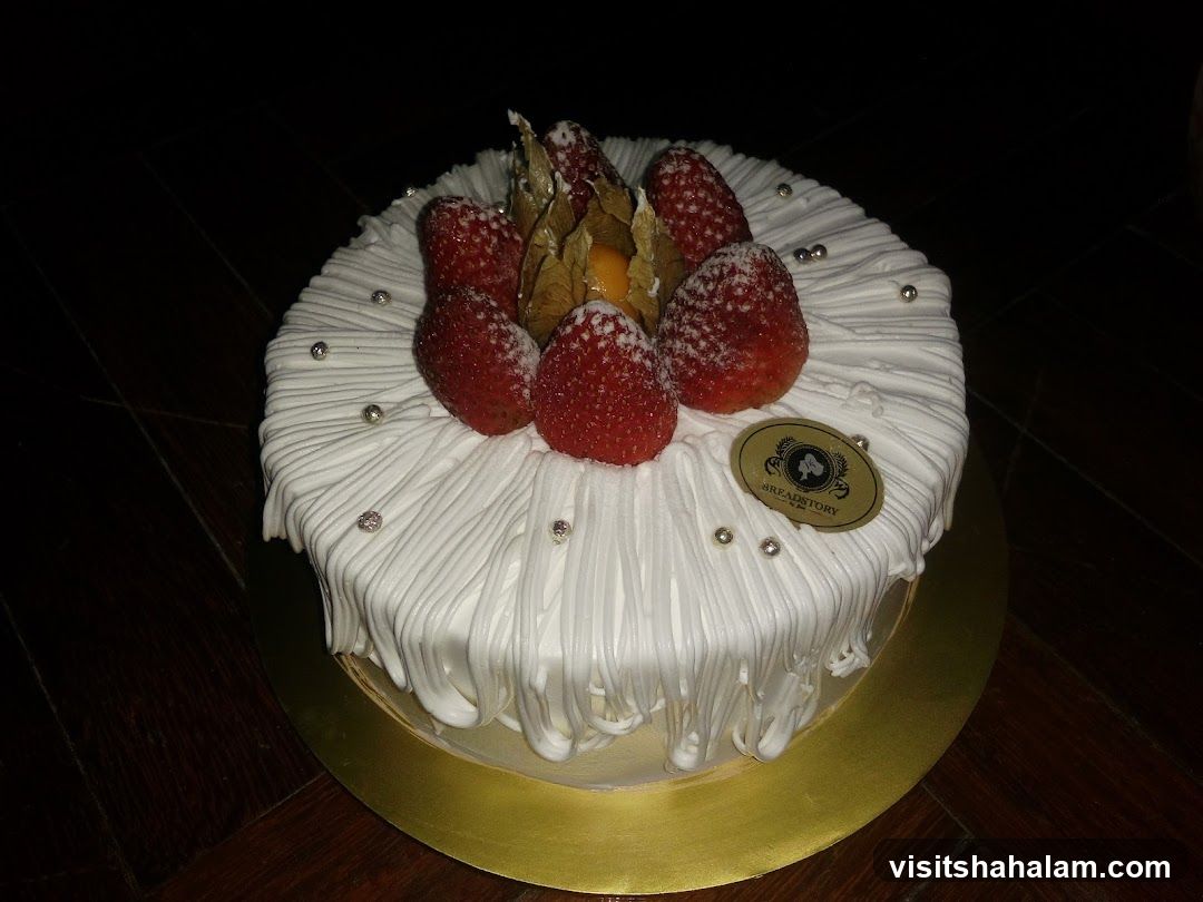 Strawberry Cake