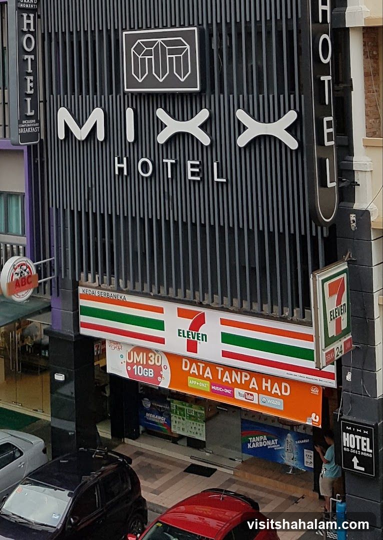 Mixx Hotel and 7-Eleven