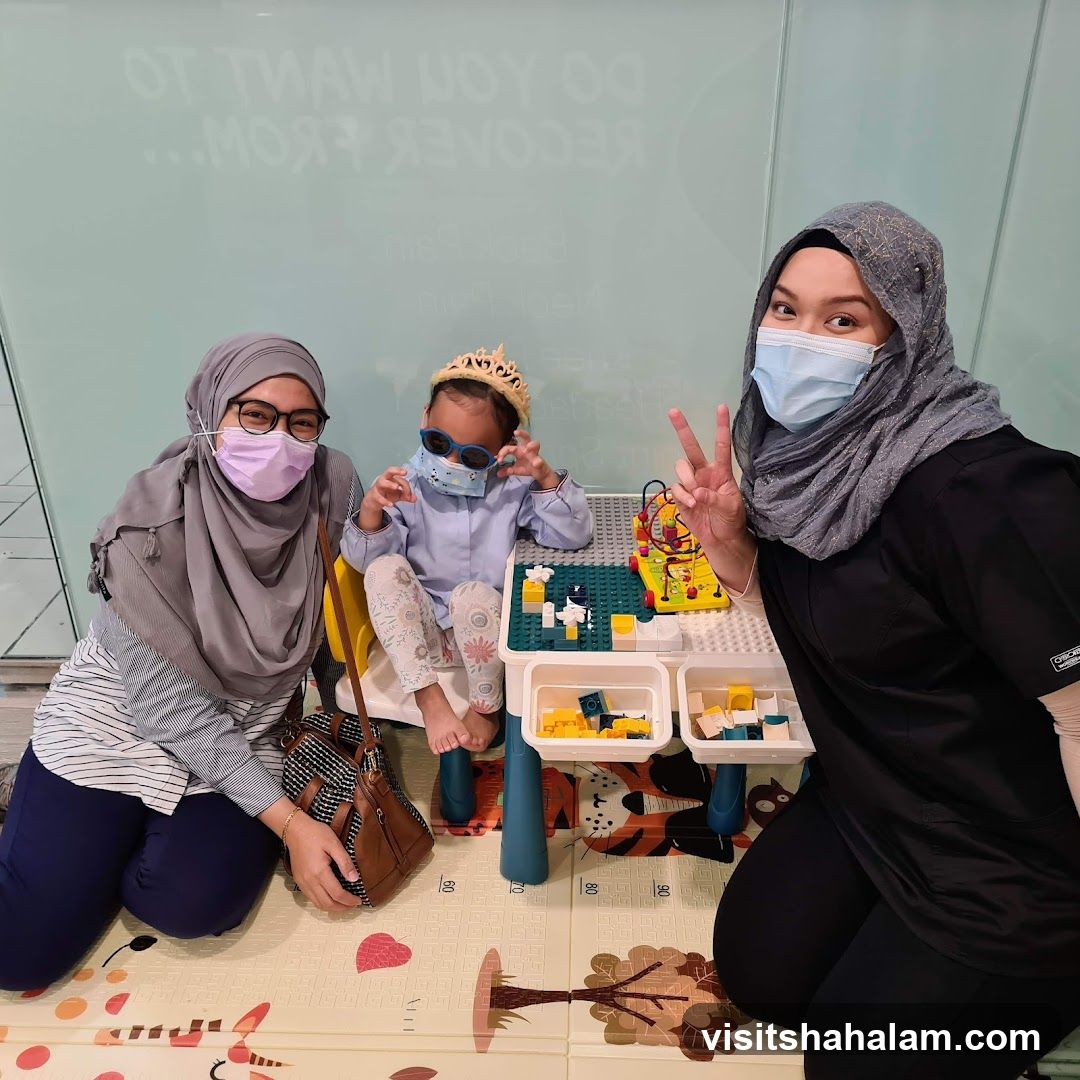 People and Toys