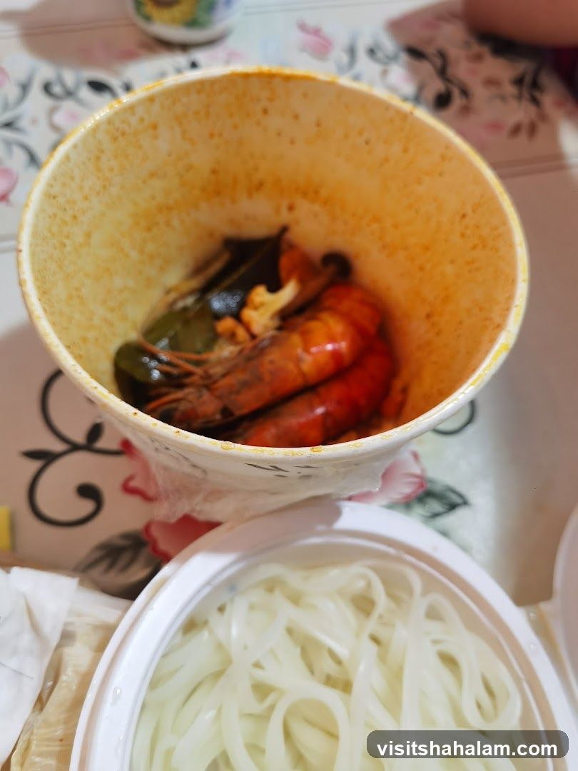 Tom Yum Soup with Noodles