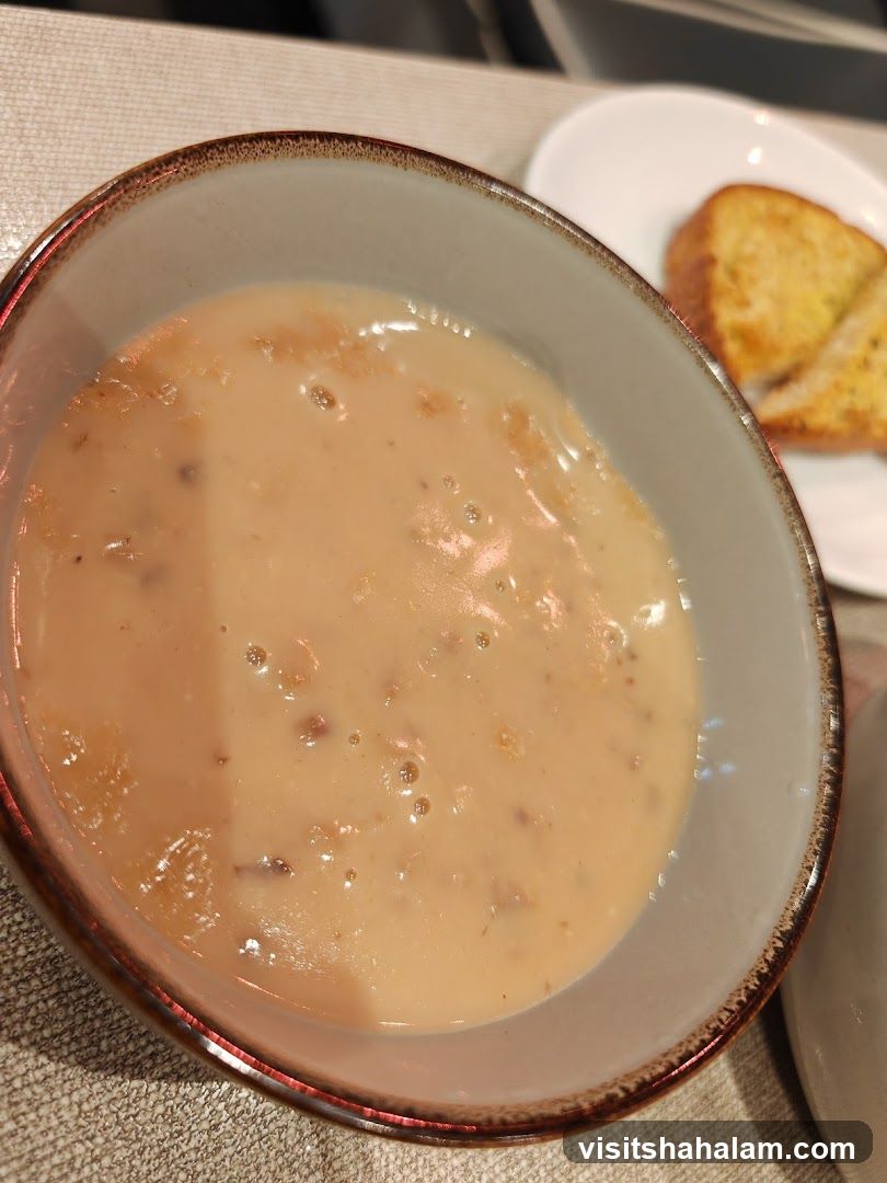 Creamy Soup with Toasted Bread