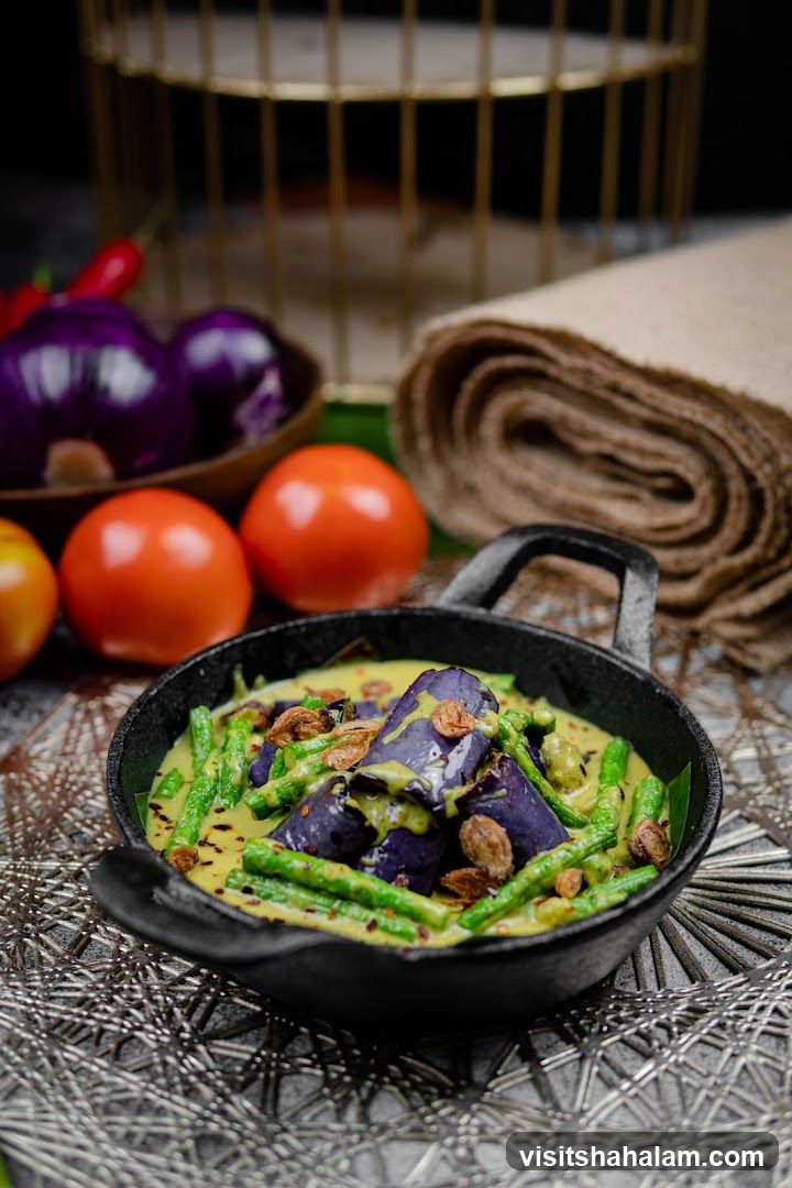 Curried Eggplant and Green Beans