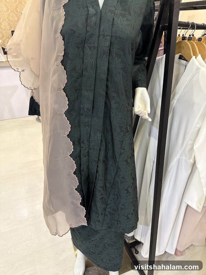 Mannequin in Abaya and Scarf