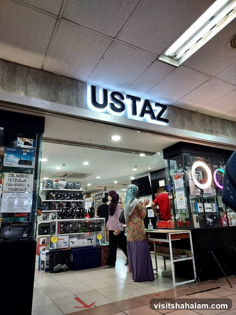 Ustaz Storefront