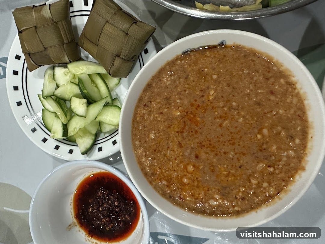 Peanut Sauce with Accompaniments
