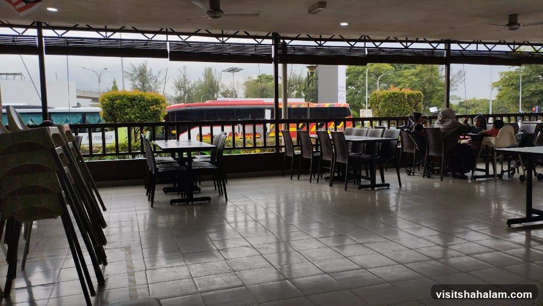 Outdoor Seating Area with Tables and Chairs