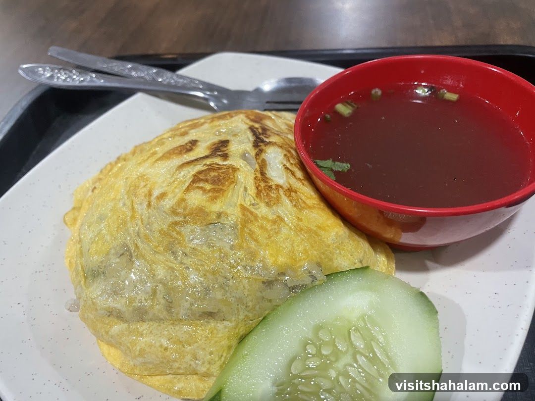 Omelette Rice with Soup