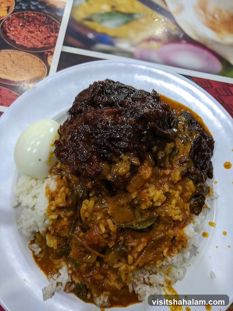 Rice dish with meat and egg