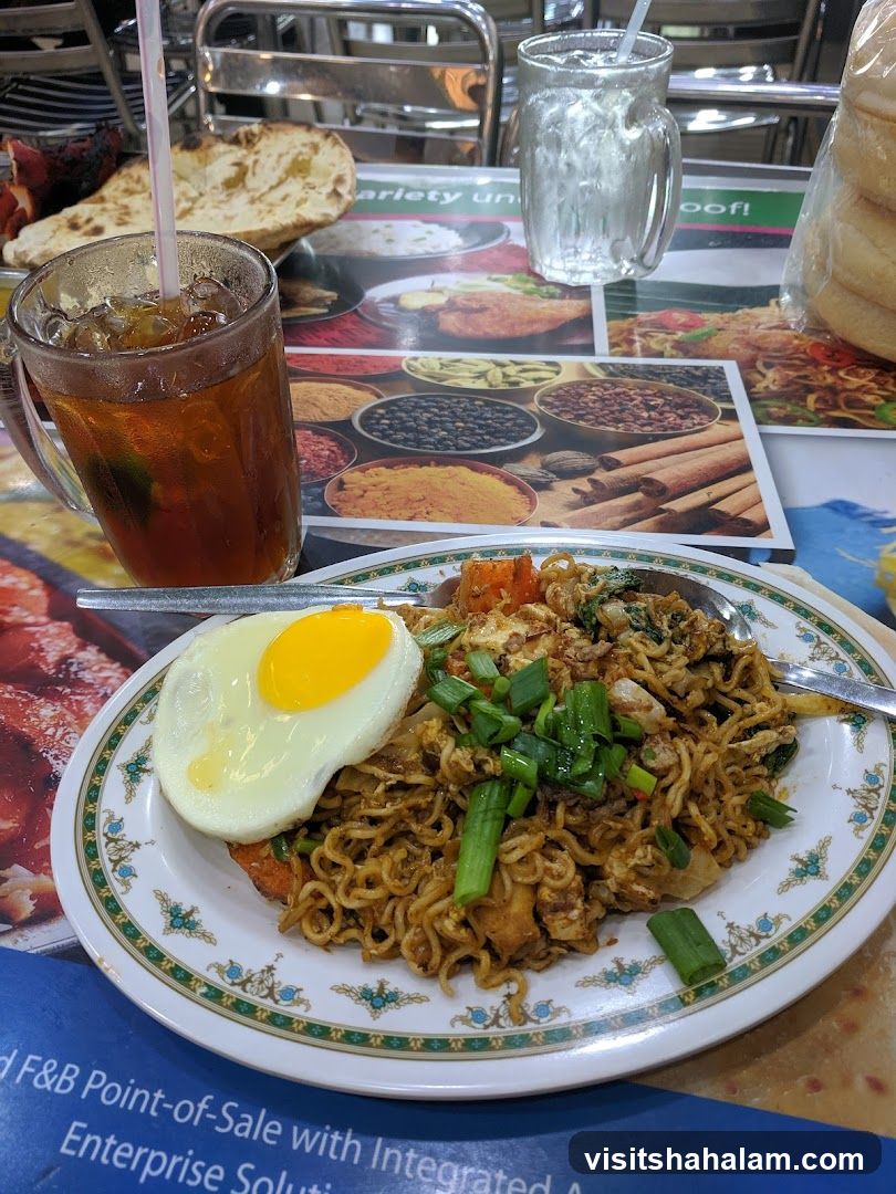Noodles with Fried Egg