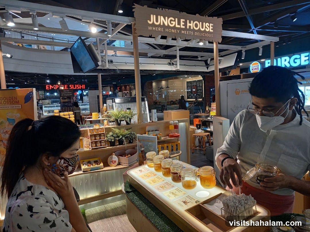 Jungle House Honey Stand