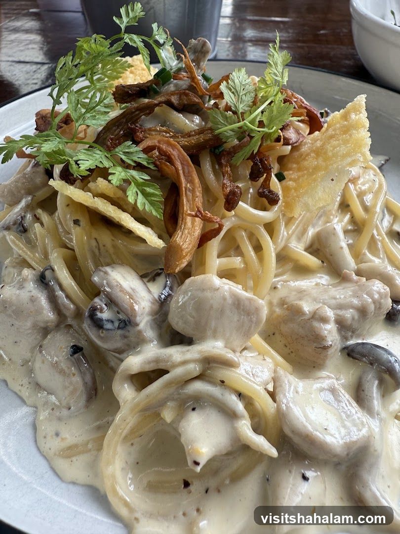 Mushroom and Chicken Pasta