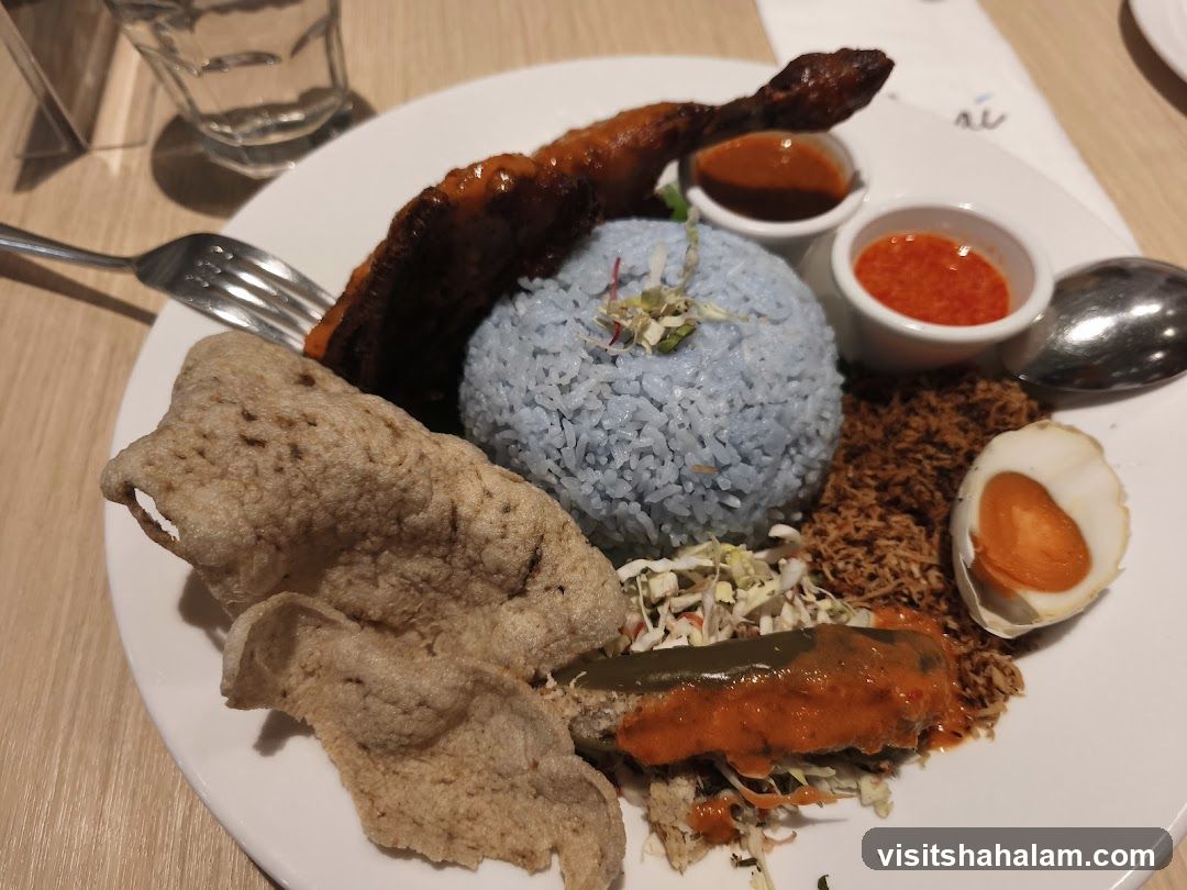 Nasi Kerabu Platter