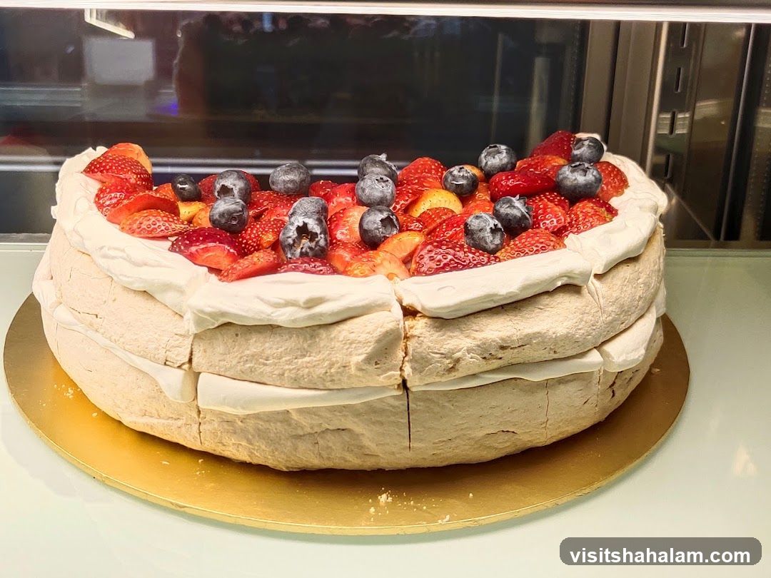 Pavlova with Berries