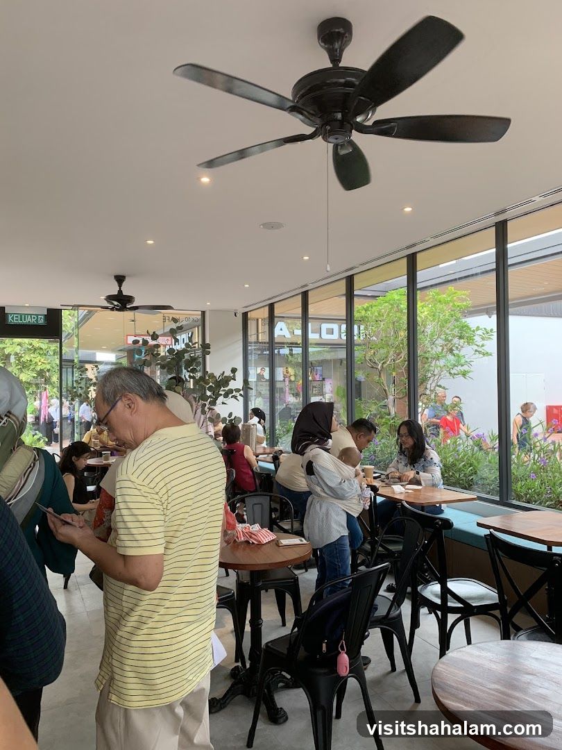People dining in a cafe