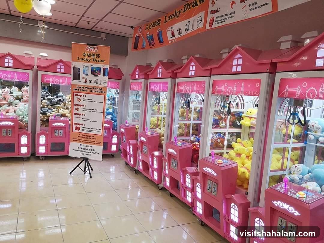 Lucky Draw Claw Machines