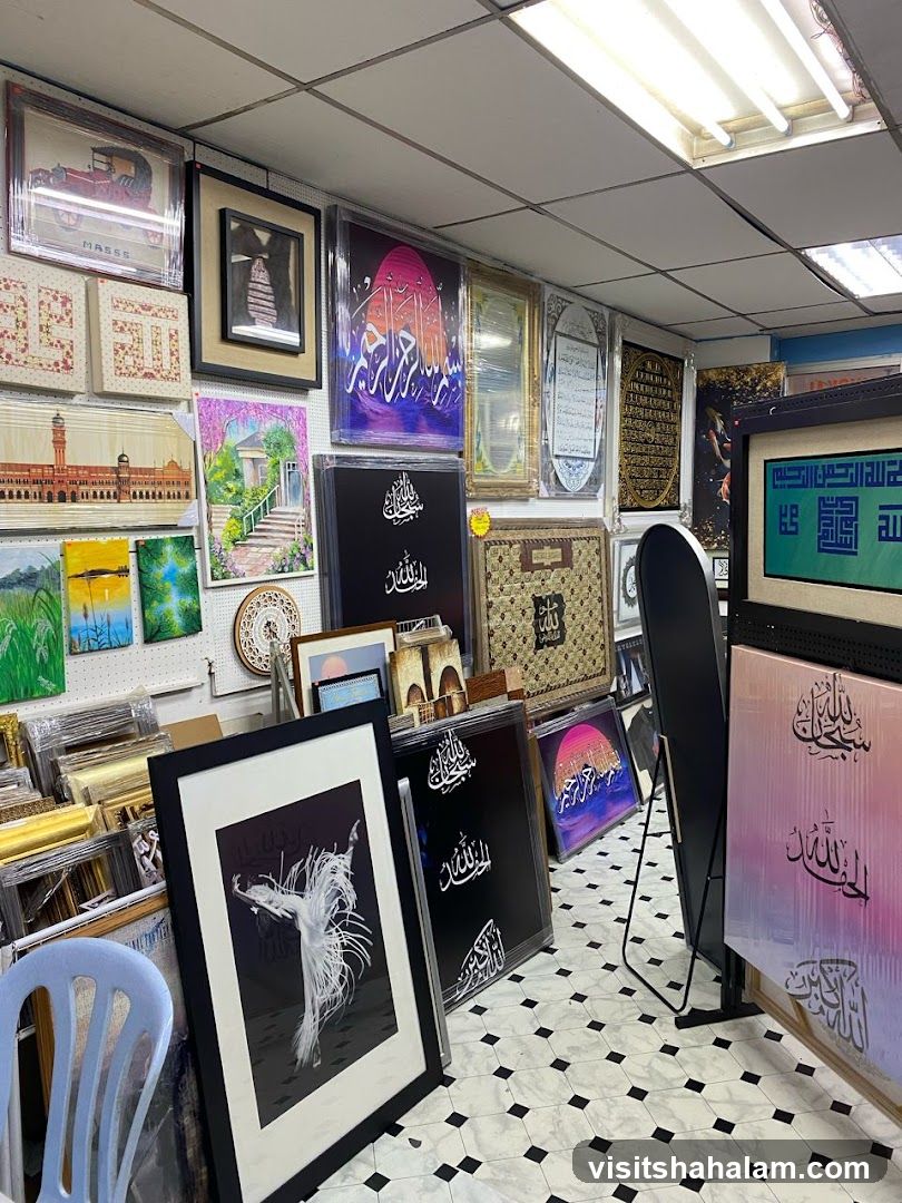 Art and Calligraphy Shop Interior