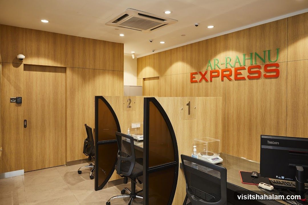 AR-RAHNU EXPRESS Interior