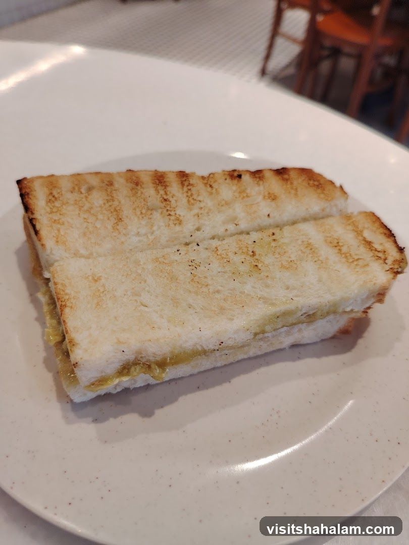 Toast with filling