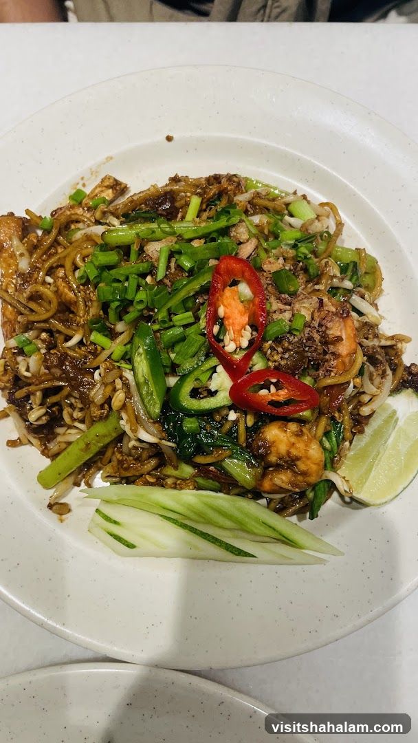 Stir-fried Noodles with Shrimp