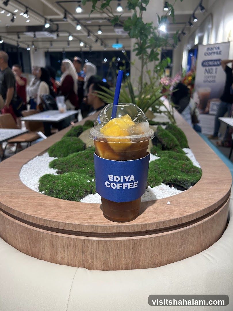 Iced Coffee with Fruit Topping