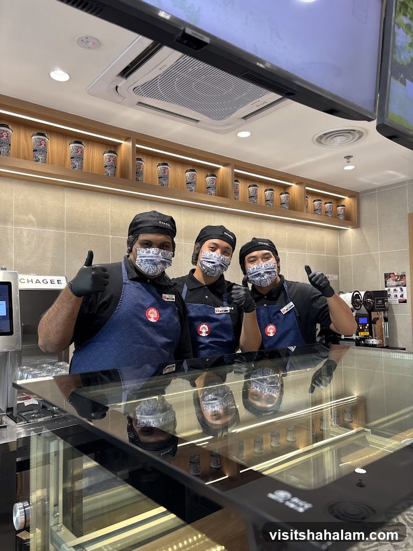 Staff at a beverage shop